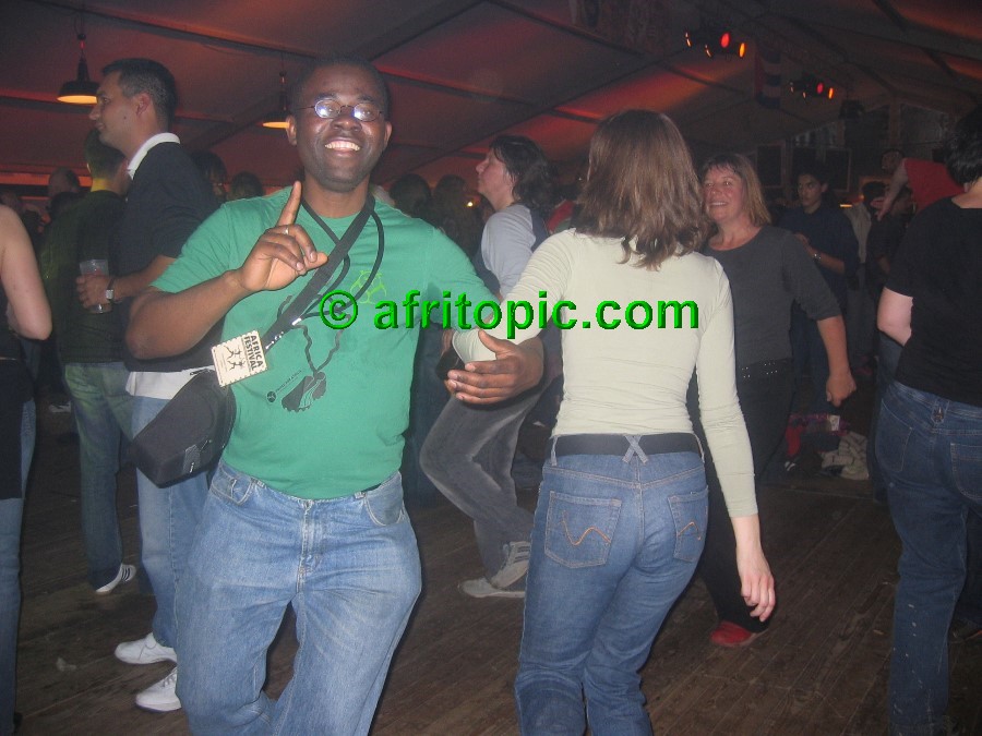 ../Images/afw2006c 653.jpg